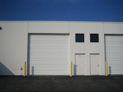 More Photos Of 72 Stonehill Rd, Oswego Warehouse For Lease
