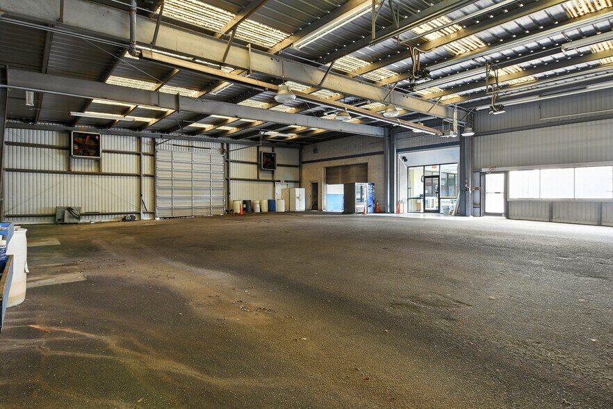 More Photos Of 2931 N Center St, Hickory Carwash For Sale