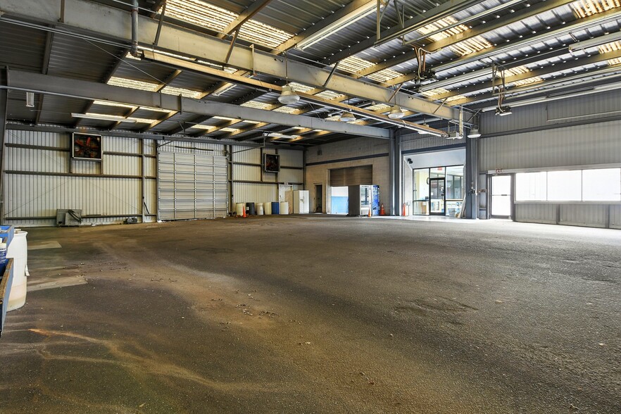 More Photos Of 2931 N Center St, Hickory Carwash For Sale