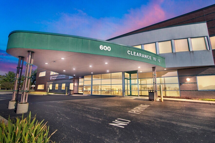 Primary Photo Of 5250 E US Highway 36, Avon Medical For Lease