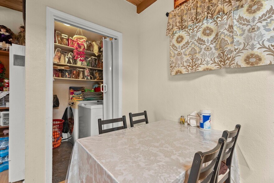 More Photos Of 772 Walnut St, San Bruno Multifamily For Sale