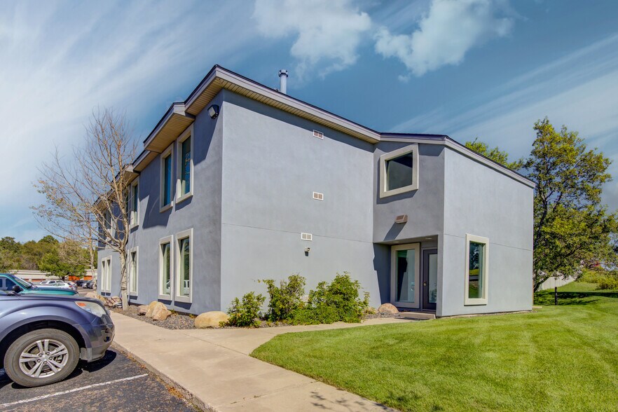 More Photos Of 2960 N Academy Blvd, Colorado Springs Office For Sale