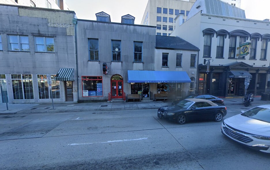 Primary Photo Of 15 & 19 E Bay St, Savannah General Retail For Sale