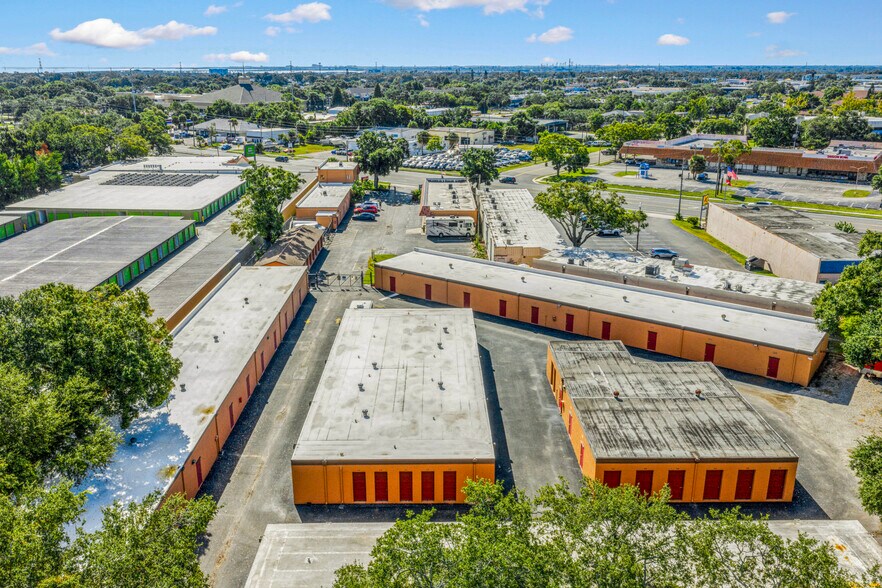 More Photos Of 2166 Drew St, Clearwater Self Storage For Sale