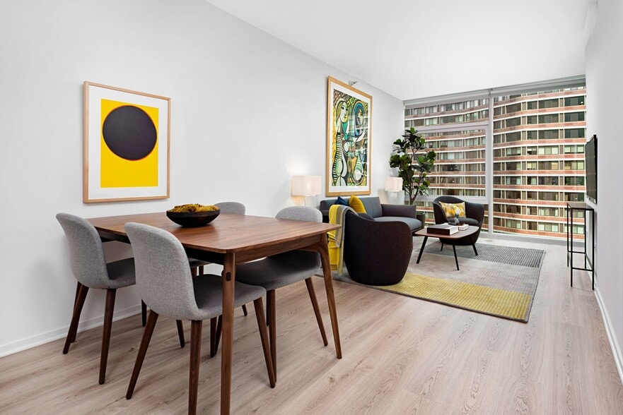 More Photos Of 220 E Illinois St, Chicago Apartments For Lease