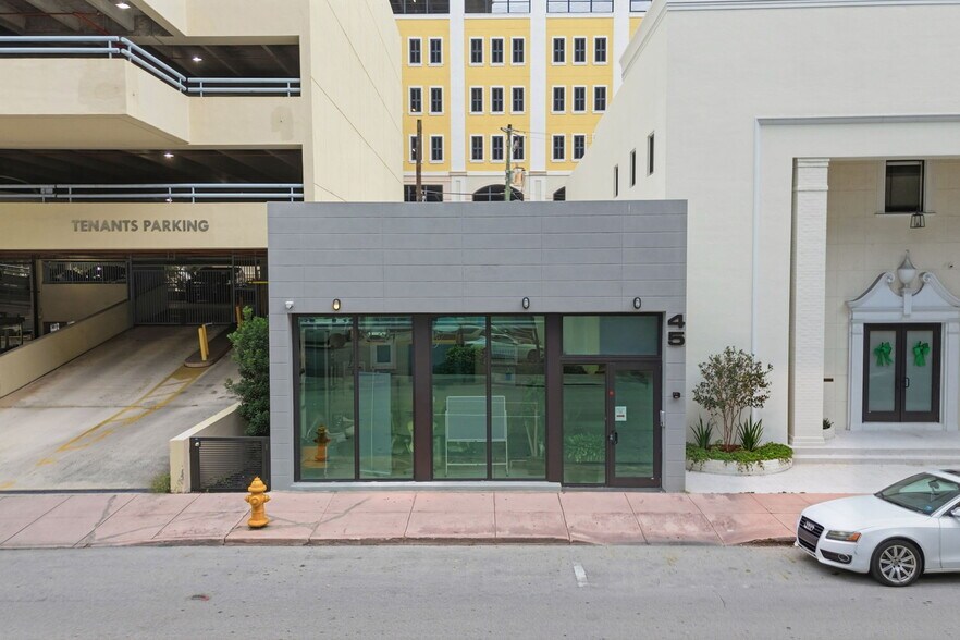 More Photos Of 45 Valencia Ave, Coral Gables Storefront Retail Office For Sale