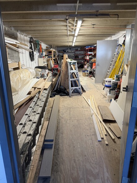 More Photos Of 7644-7646 Fullerton Rd, Springfield Warehouse For Sale