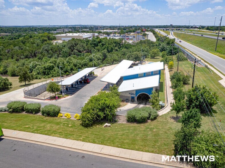 More Photos Of 101 River Oaks Cv, Georgetown Carwash For Sale