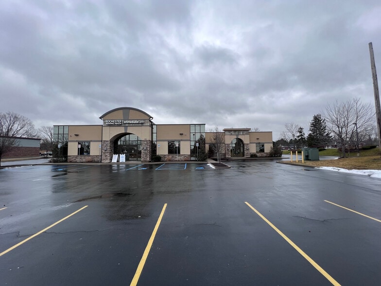 More Photos Of 1065 Ridge Rd, Webster Medical For Lease