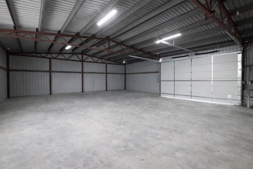 More Photos Of 48 Prospect St, Newmarket Warehouse For Sale