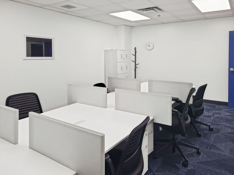 More Photos Of 1110 Montlimar Dr, Mobile Coworking Space