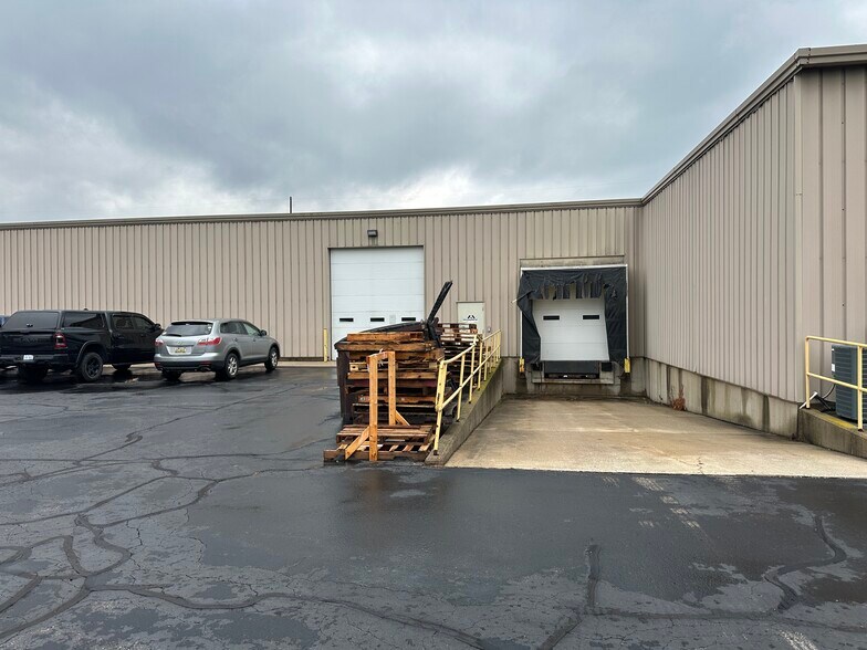 More Photos Of 11114-11158 James St, Zeeland Warehouse For Sale