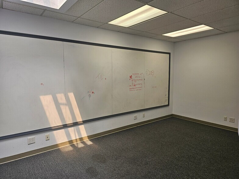 More Photos Of 215-227 S B St, San Mateo Storefront Retail Office For Lease