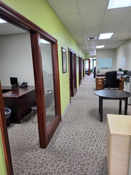 More Photos Of 5815 E Riverside Blvd, Rockford General Retail For Lease