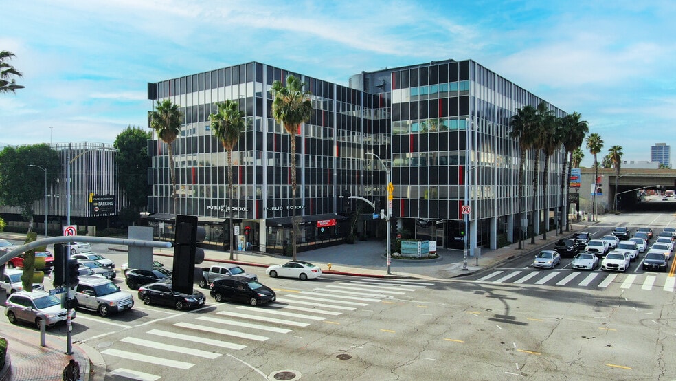 More Photos Of 15300 Ventura Blvd, Sherman Oaks Office For Lease