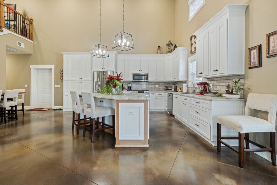 More Photos Of 201 Graves Rd, Goodlettsville Office For Sale