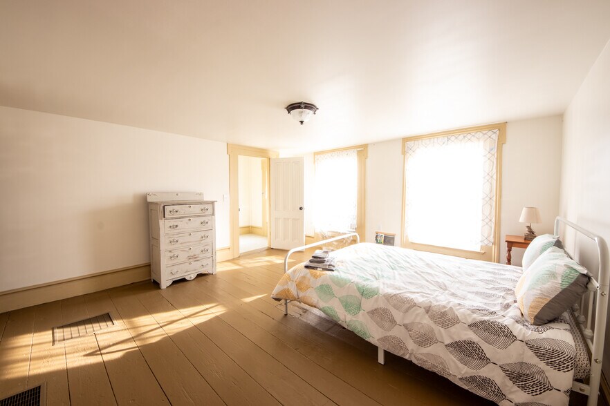 More Photos Of 345 Dorr Edson Rd, Oneonta Apartments For Sale