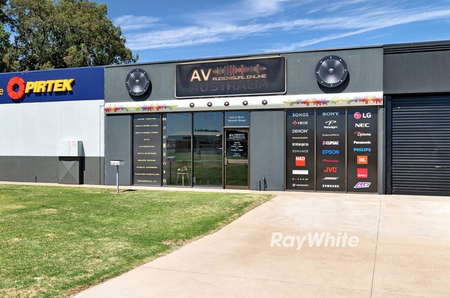Primary Photo Of 29-31 Seventh St E, Mildura Showroom For Lease