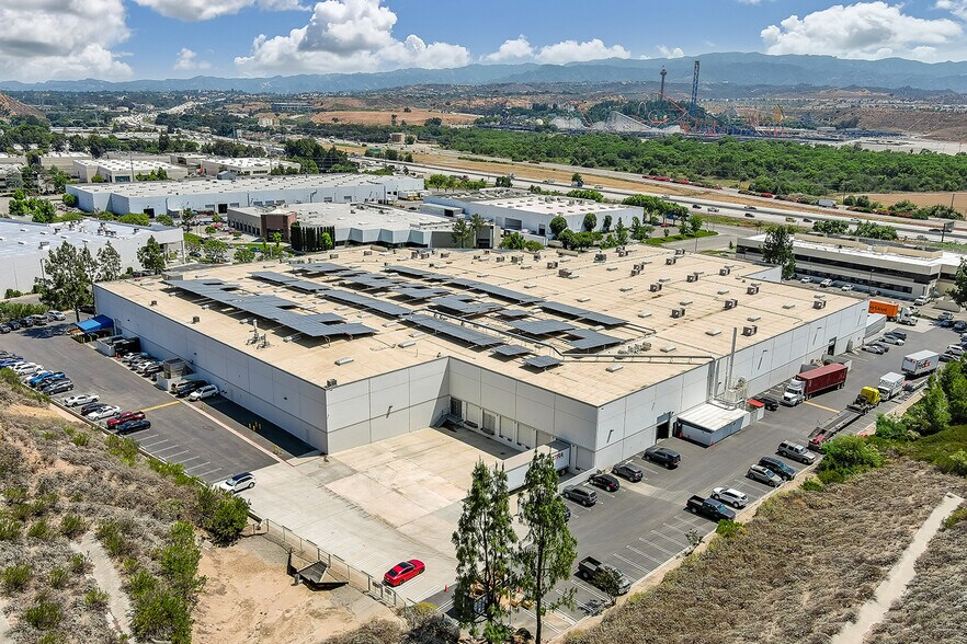 More Photos Of 26235 Technology Dr, Valencia Warehouse For Lease