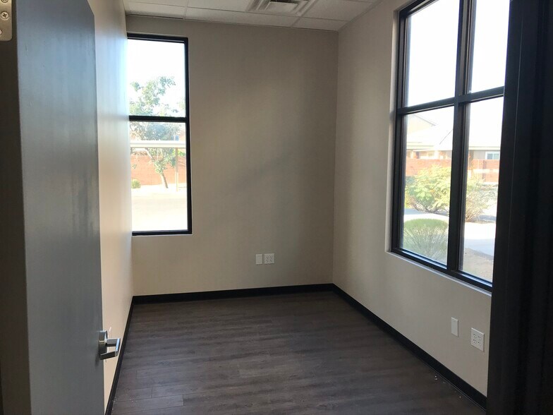 More Photos Of 4250 Simmons St, North Las Vegas Medical For Sale