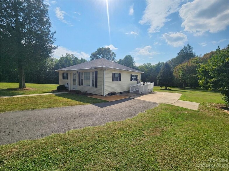 More Photos Of 4515 Beaty Rd, Gastonia Loft Creative Space For Sale