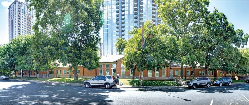 Primary Photo Of 56 East Ave, Austin Loft Creative Space For Lease