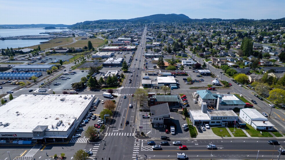 More Photos Of 1202 Commercial Ave, Anacortes Office For Sale