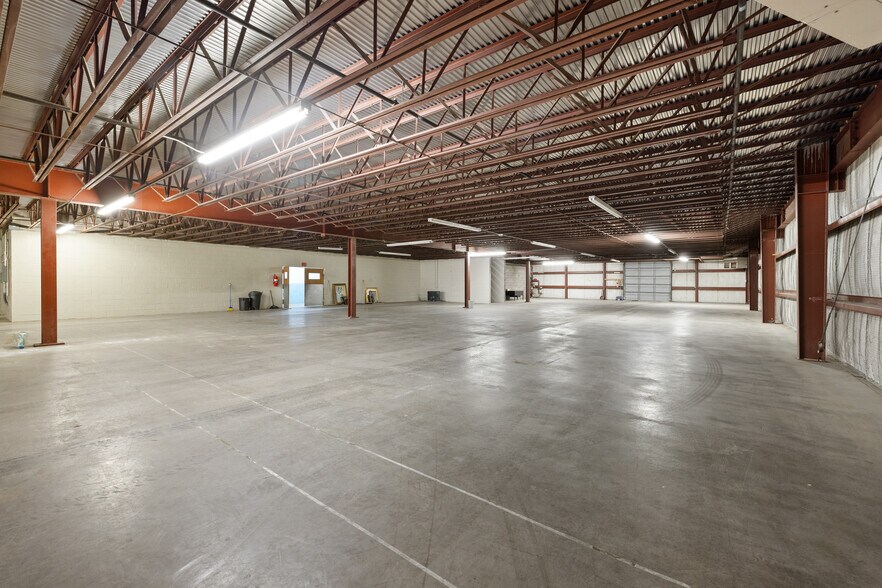More Photos Of 888 Antler Dr, Casper Warehouse For Sale