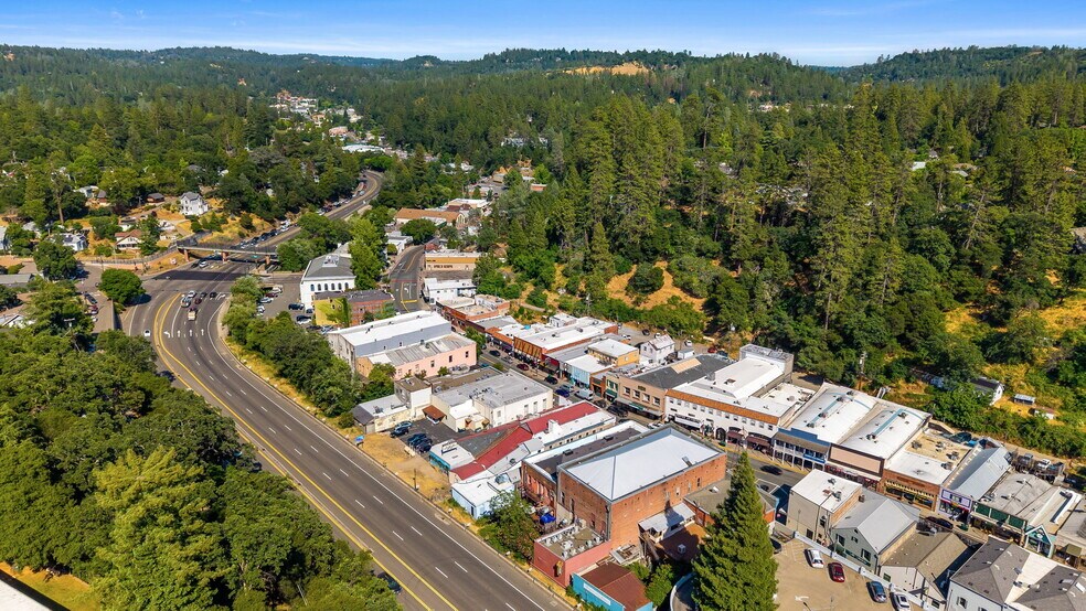 More Photos Of 435 Main St, Placerville Storefront For Sale