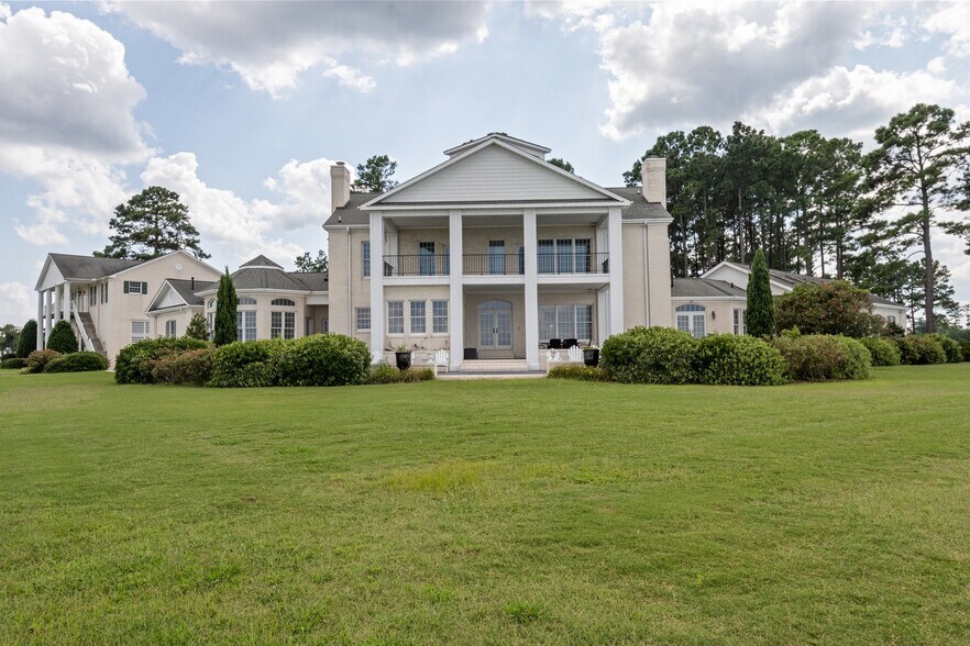 More Photos Of 220 Pungo Shores, Belhaven Lodge Meeting Hall For Sale