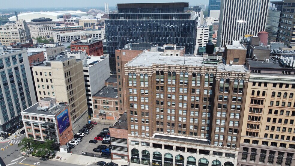 More Photos Of 1250 Griswold St, Detroit Office For Lease