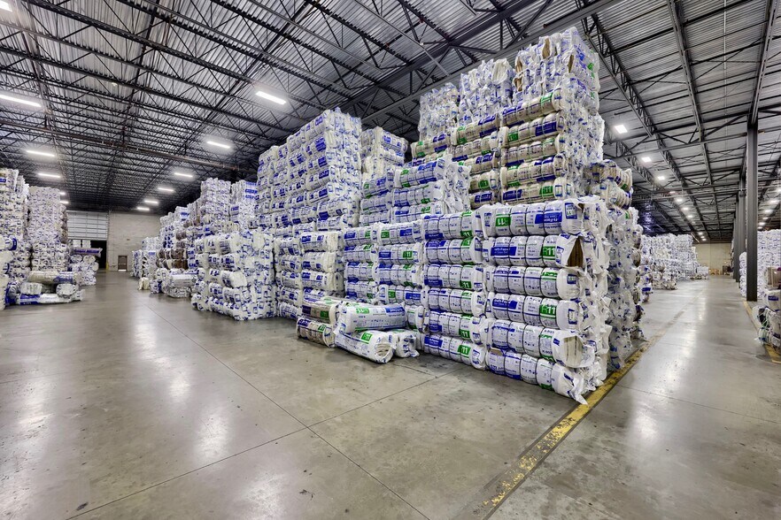 More Photos Of 22 Blackhawk Ln, Elizabethtown Distribution For Sale