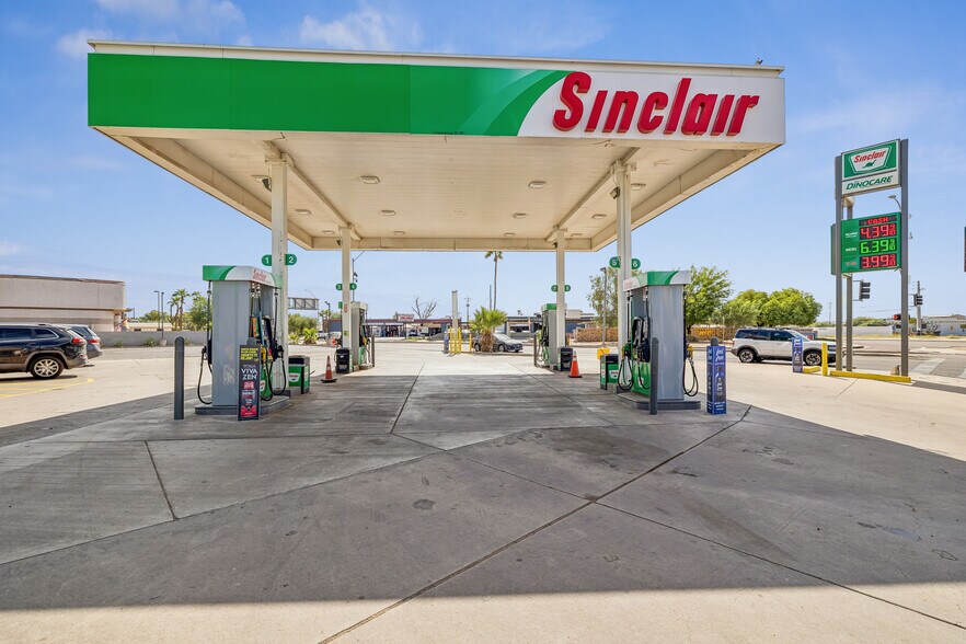 More Photos Of 320 W Florence Blvd, Casa Grande Convenience Store For Sale