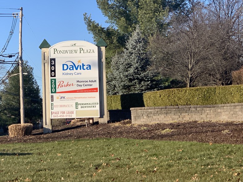 More Photos Of 300 Overlook Dr, Monroe Township Medical For Lease