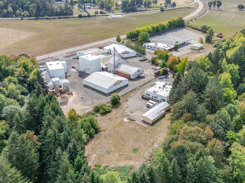 More Photos Of 16700 S Highway 99W, Amity Distribution For Sale
