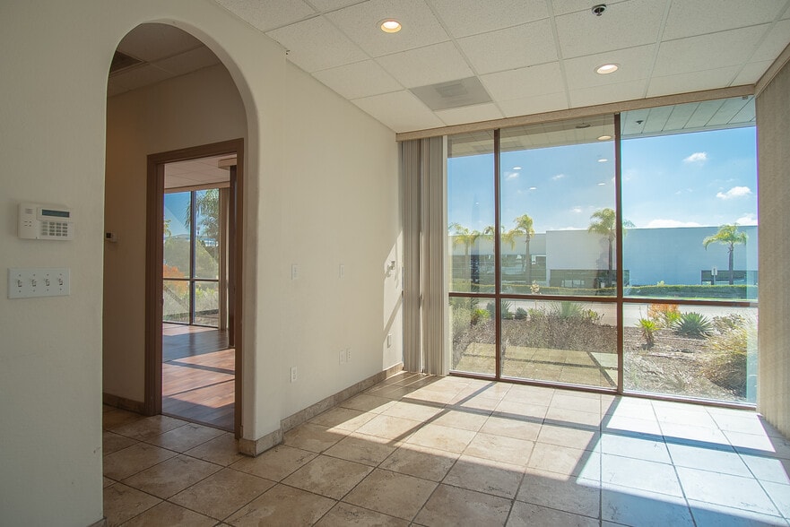 More Photos Of 1220 Keystone Way, Vista Warehouse For Sale