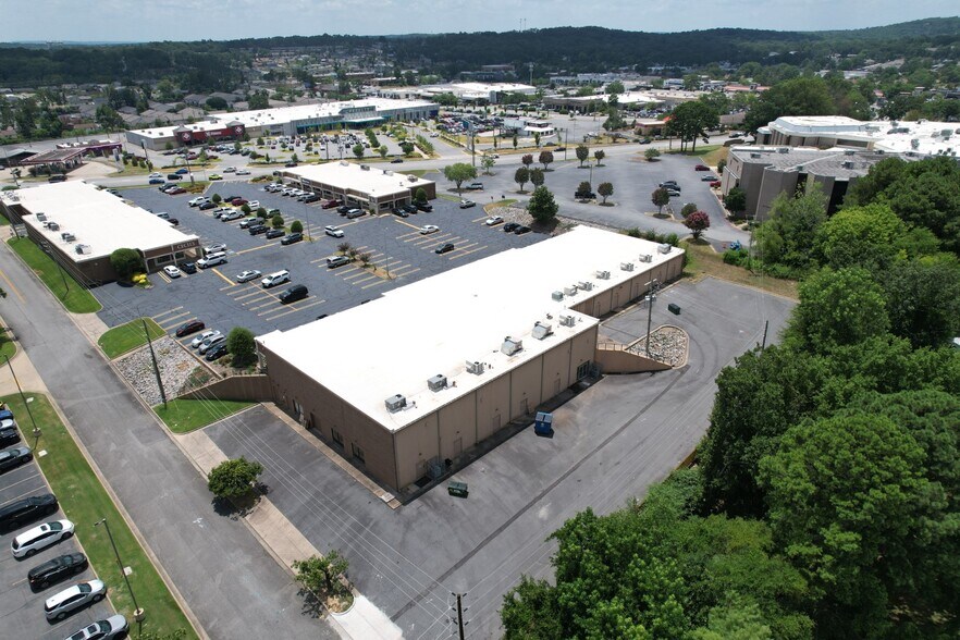 More Photos Of I-430 @ I-430 & Rodney Parham Rd., Little Rock Unknown For Lease
