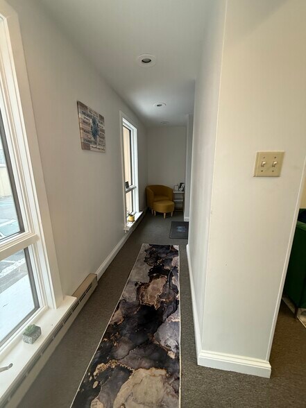 More Photos Of 78 S Courtland St, East Stroudsburg Office For Lease