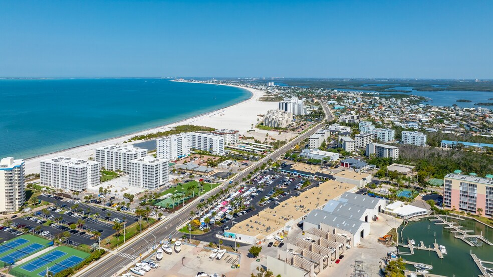 More Photos Of 7205 Estero Blvd, Fort Myers Unknown For Lease