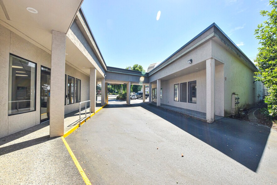 More Photos Of 2600 Martin Way E, Olympia General Retail For Sale