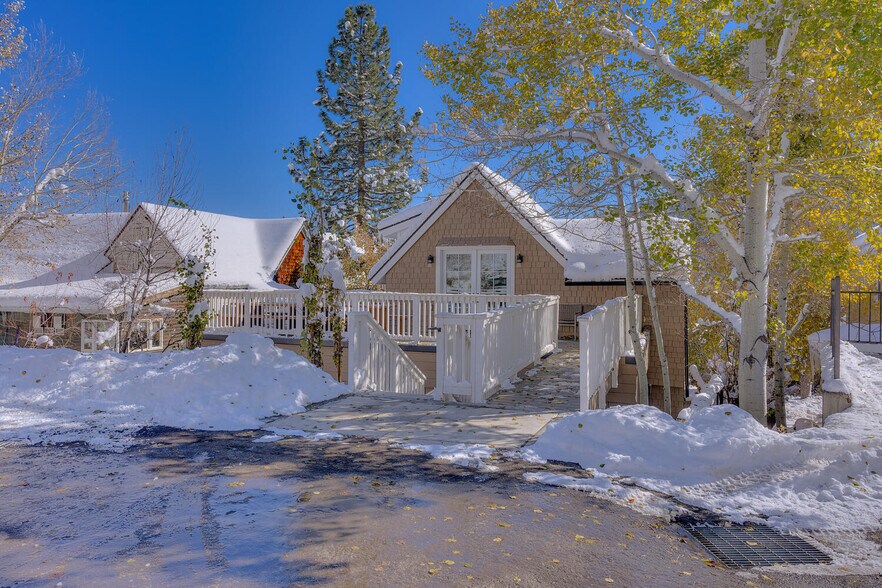 More Photos Of 10270 Donner Pass Rd, Truckee Office For Lease