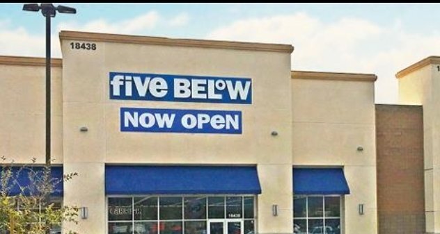 More Photos Of 18438 Collier Ave, Lake Elsinore Freestanding For Sale