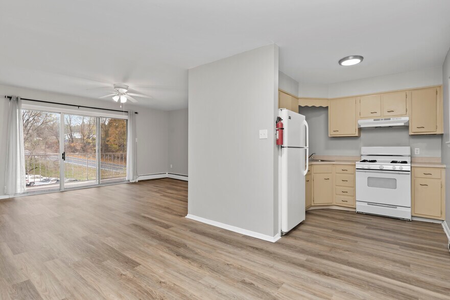 More Photos Of 3800 Elmerton Ave, Harrisburg Apartments For Sale