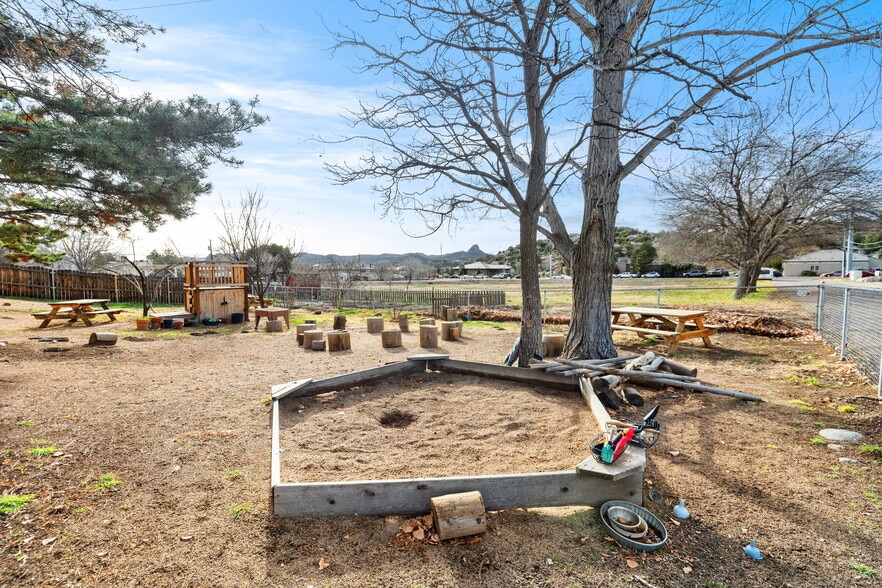 More Photos Of 1455 Willow Creek Rd, Prescott Religious Facility For Sale