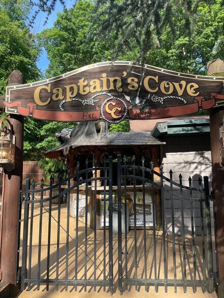 More Photos Of 2619 Hill Rd, Reading Restaurant For Sale