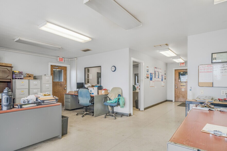 More Photos Of 42134 FM 510, Los Fresnos Manufacturing For Sale