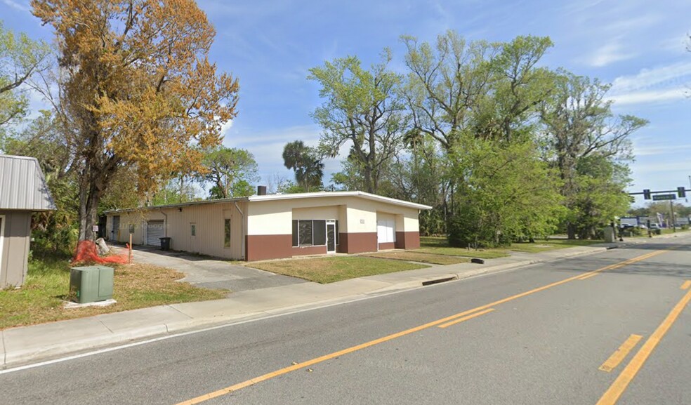 More Photos Of 932 Orange Ave, Daytona Beach General Retail For Sale