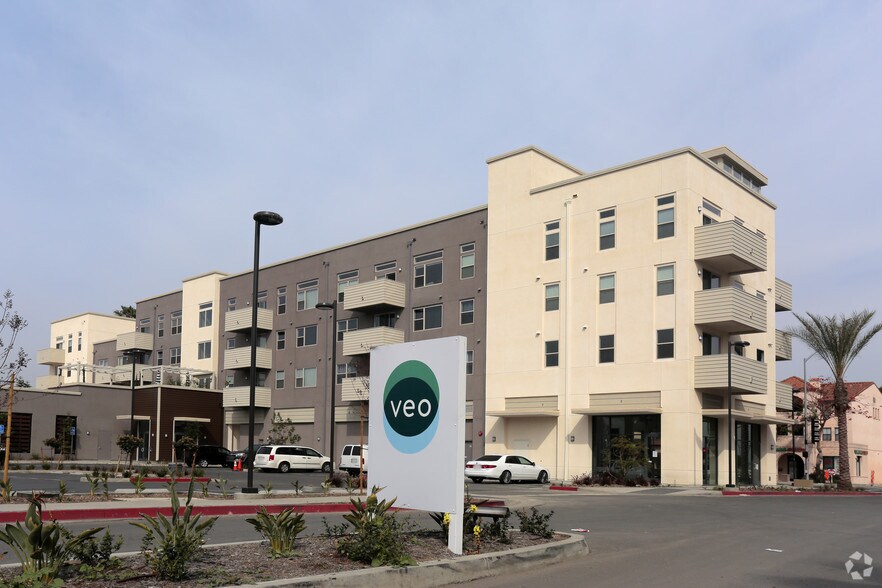 More Photos Of 612-620 E Carson St, Carson Apartments For Lease