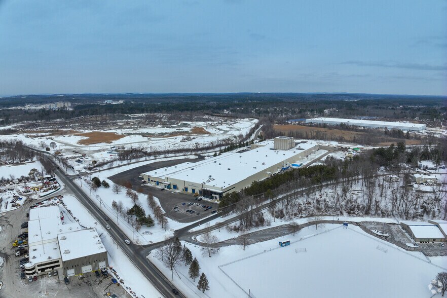 More Photos Of 53 Ayer Rd, Littleton Warehouse For Lease