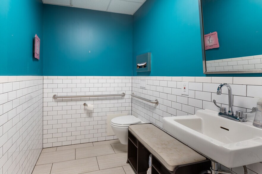 More Photos Of 3534 Riverdale Ave, Bronx Rehabilitation Center For Sale